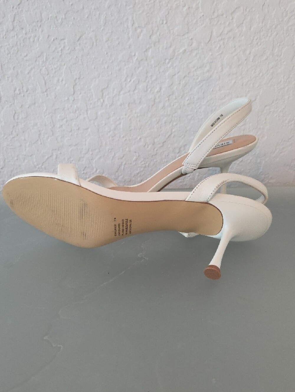 Steve Madden White Slingback Kitten Heel Sandals - Minimal Strap Size 11 - Picture 5 of 5